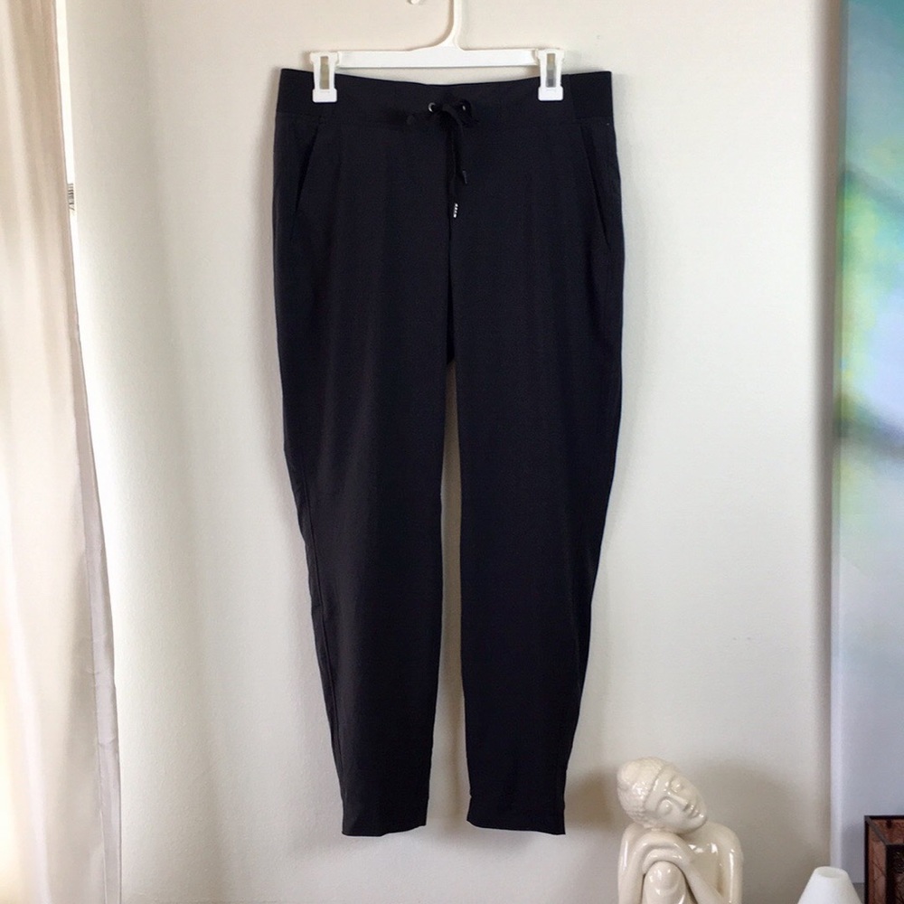 Athleta Pants NWOT Size 6